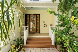 Photo of Listing #R11011180