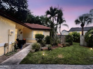 Photo of Listing #R11090473