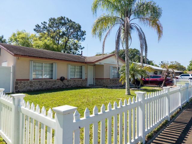 3205 Hibiscus, Fort Pierce