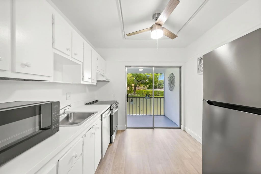 7360 Nw 1st Street #205, Margate