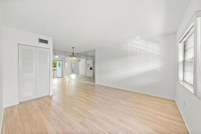 4 of 34 - 7360 Nw 1st Street #205, Margate, FL