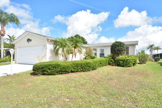 2 of 27 - 7809 Horned Lark Circle, Port St. Lucie, FL