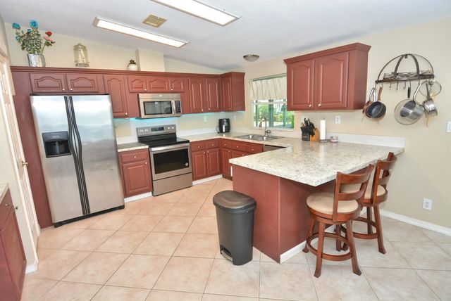 3 of 27 - 7809 Horned Lark Circle, Port St. Lucie, FL