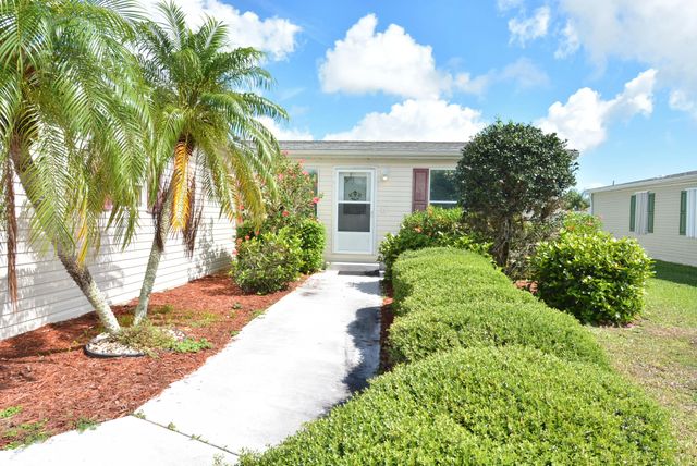 5 of 27 - 7809 Horned Lark Circle, Port St. Lucie, FL