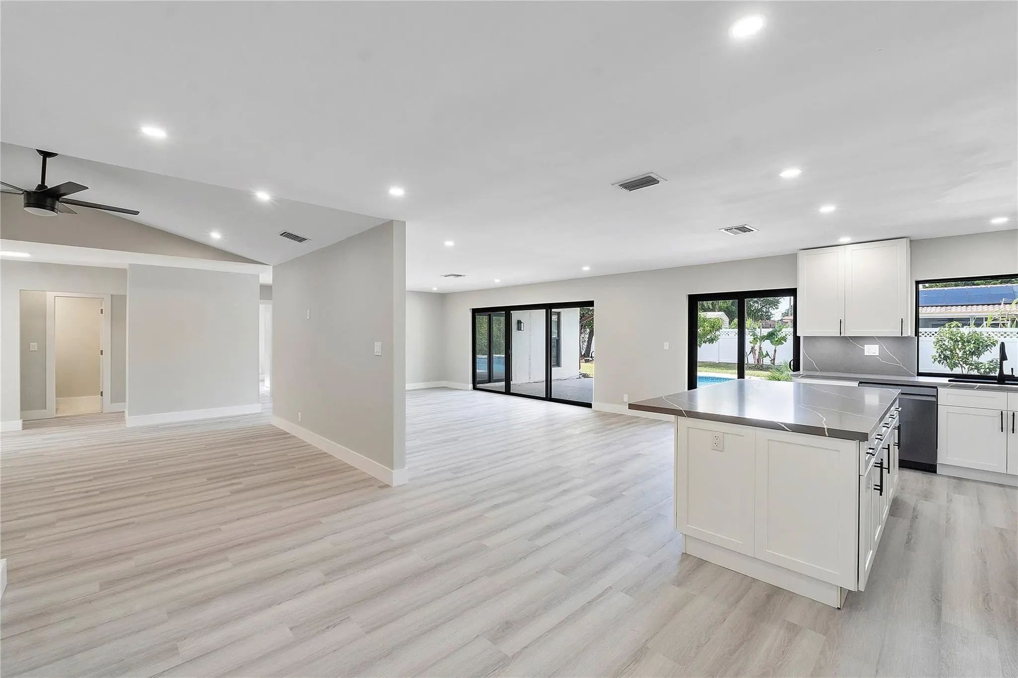 1024 Nw 83rd Drive, Coral Springs