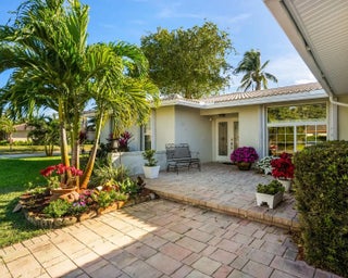 Photo of Listing #F10492105