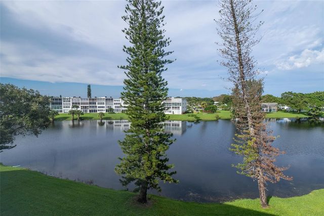 2 of 18 - 4035 Cambridge B #4035, Deerfield Beach, FL
