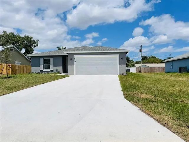 3 of 19 - 1961 Sw Michelangelo Avenue, Port St. Lucie, FL