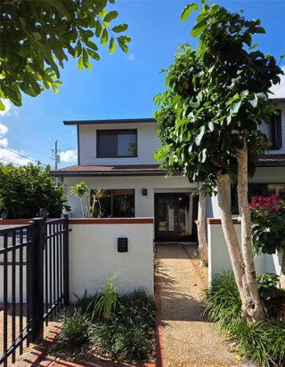 Photo of Listing #F10504483