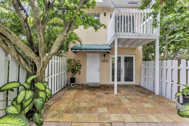 1912 Ne 6th Street, Deerfield Beach