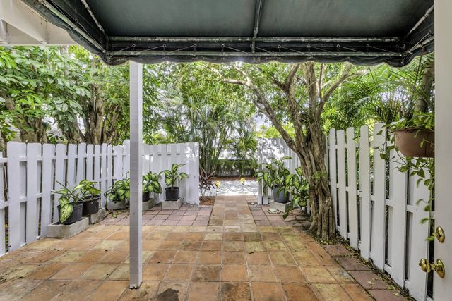 5 of 38 - 1912 Ne 6th Street, Deerfield Beach, FL