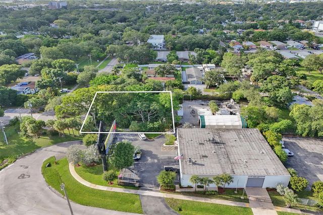 5 of 12 - 3340 Sw 15th Avenue, Fort Lauderdale, FL
