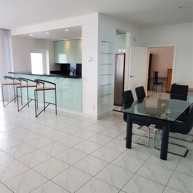 2 of 39 - 2841 N Ocean Boulevard #2008, Fort Lauderdale, FL