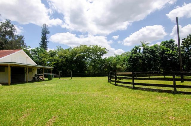 4 of 19 - 1765 Back Lot Sw Back 112th Avenue, Davie, FL