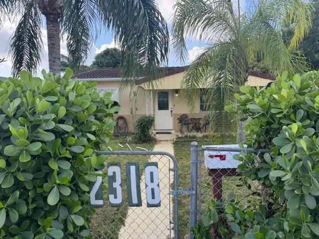 2318 Coolidge Street, Hollywood