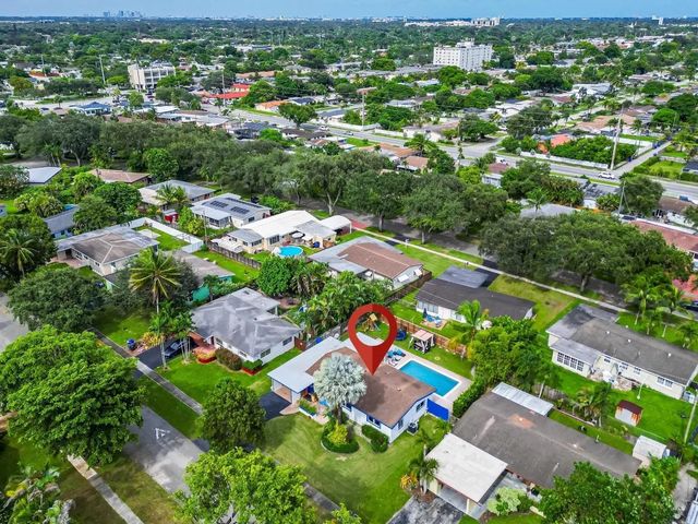 5 of 19 - 315 S 57th Avenue, Hollywood, FL