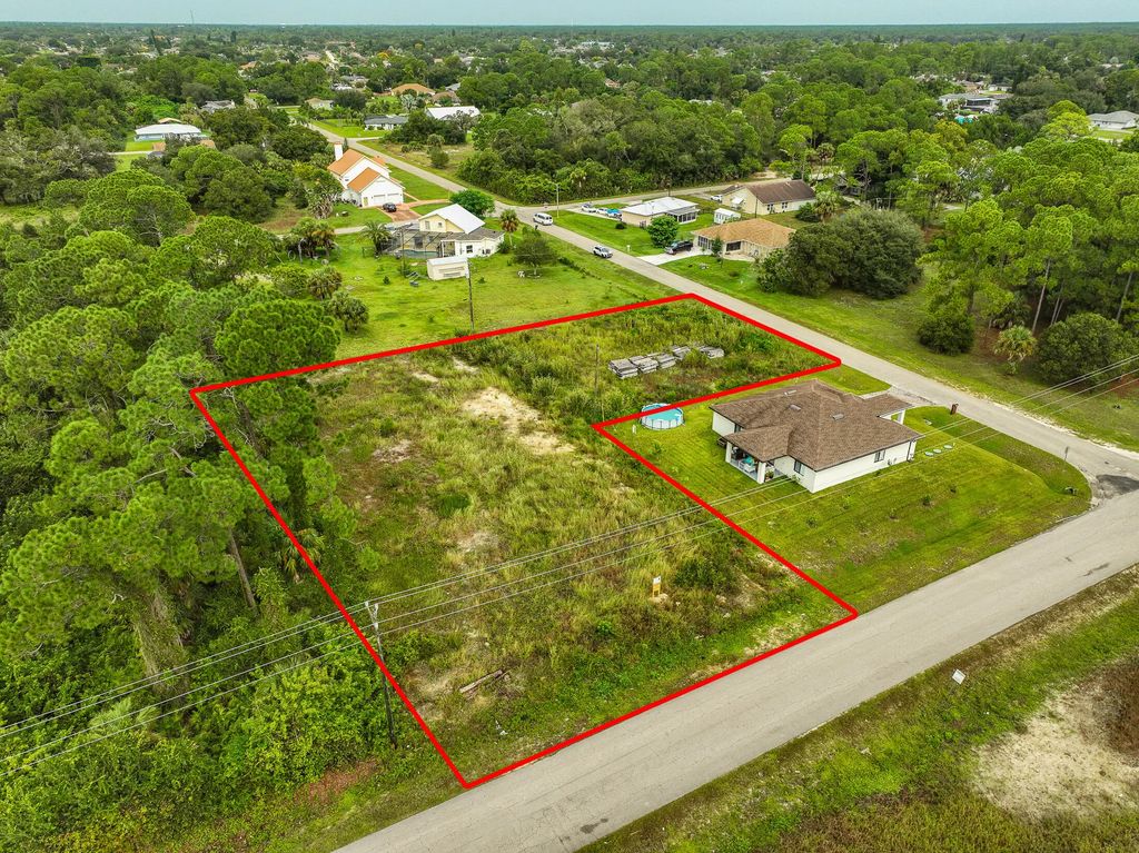 21 Mcarthur Avenue, Lehigh Acres