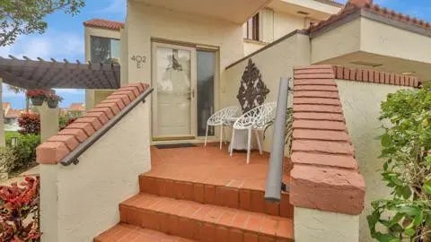 Photo of Listing #F10499500