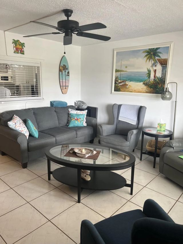 3 of 10 - 132 Berkshire F, West Palm Beach, FL