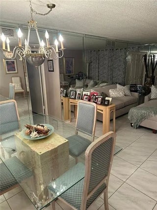 Photo of Listing #F10505560