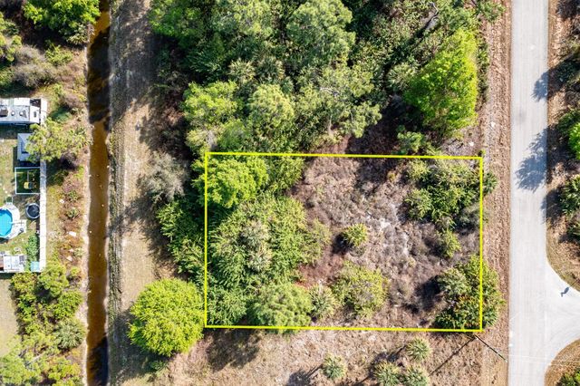 4 of 14 - 773 Cadis Street E, Lehigh Acres, FL