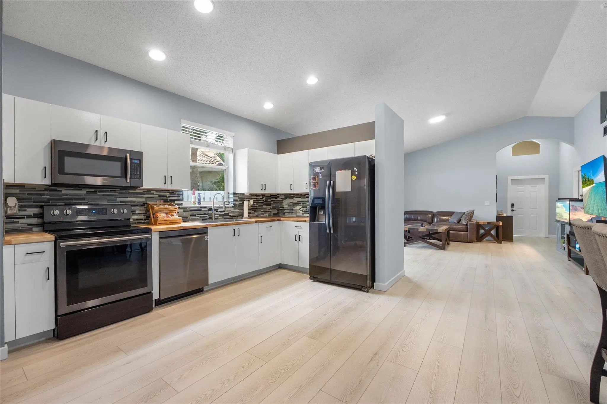 801 Nw 130th Avenue, Pembroke Pines