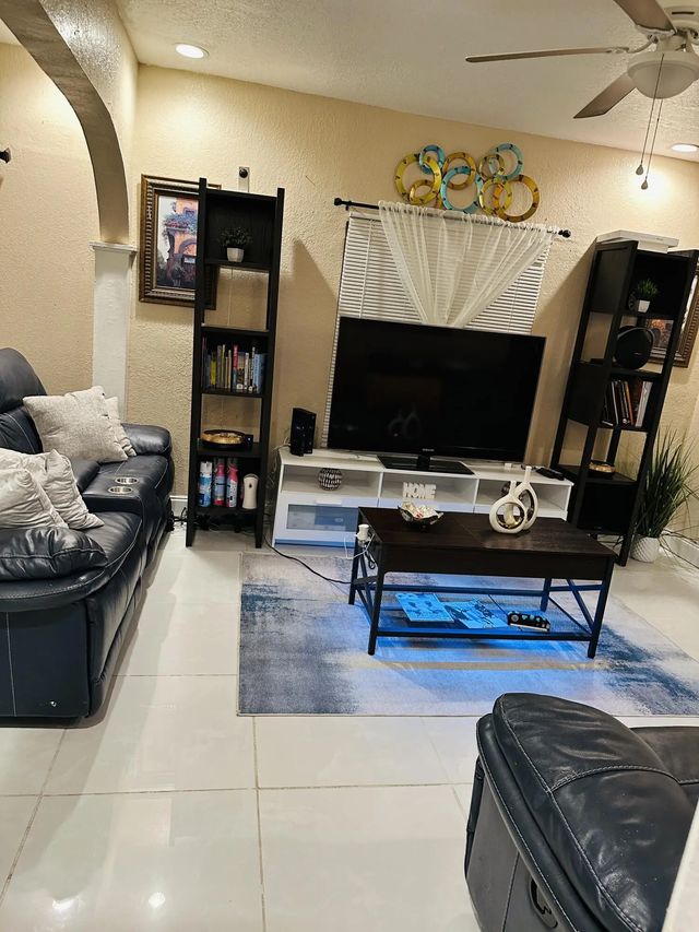 4 of 71 - 833 Briggs Street Street, West Palm Beach, FL