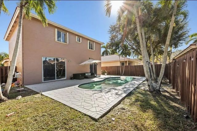 3 of 27 - 4647 Waycross Drive, Coconut Creek, FL