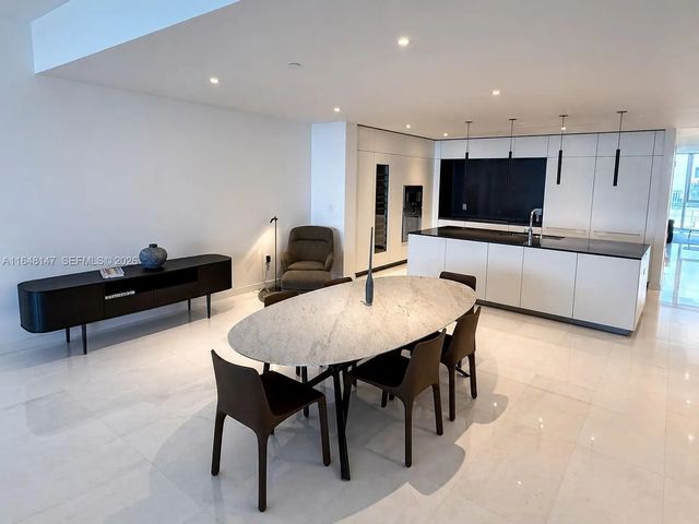 4 of 64 - 300 Biscayne Blvd Way #4604, Miami, FL