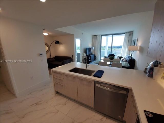 5 of 58 - 2000 Metropica Way #305, Sunrise, FL