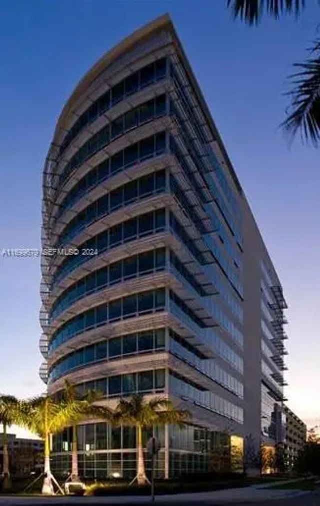 20900 Ne 30th Avenue #413-414, Aventura
