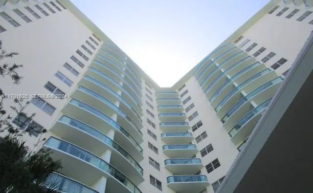 2 of 21 - 3801 S Ocean Drive #8u, Hollywood, FL