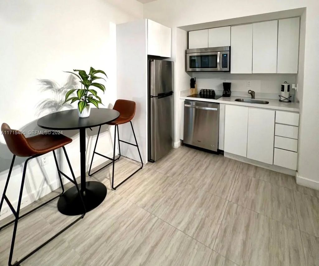 1611 Meridian Avenue #102, Miami Beach