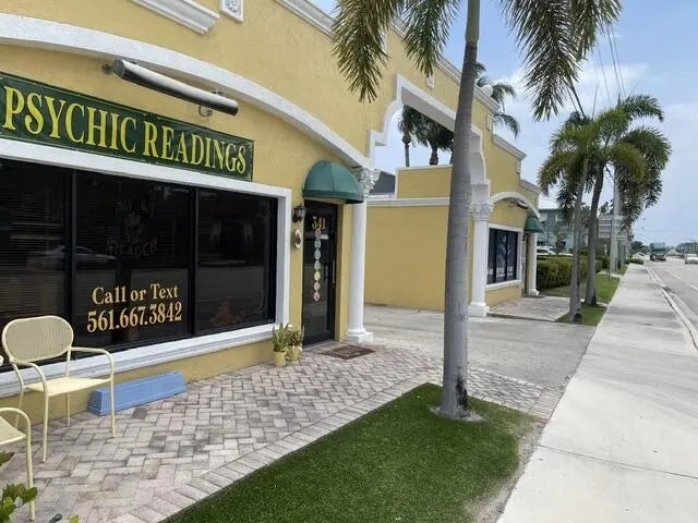 341 W Indiantown Road, Jupiter