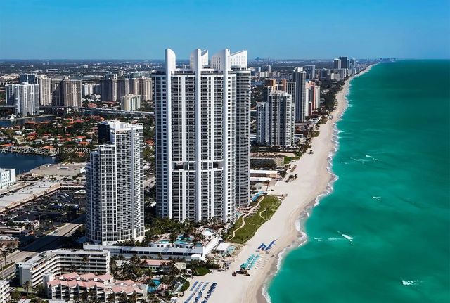 5 of 19 - 18001 Collins Avenue #916, Sunny Isles Beach, FL