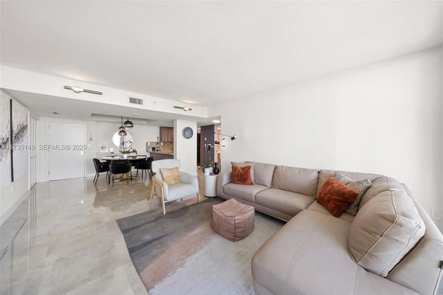 4 of 48 - 650 West Avenue #1004, Miami Beach, FL