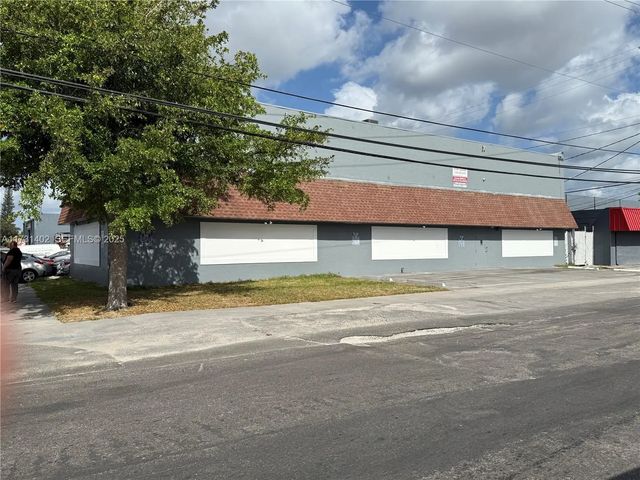 3 of 17 - 5801 Plunkett Street #2, Hollywood, FL