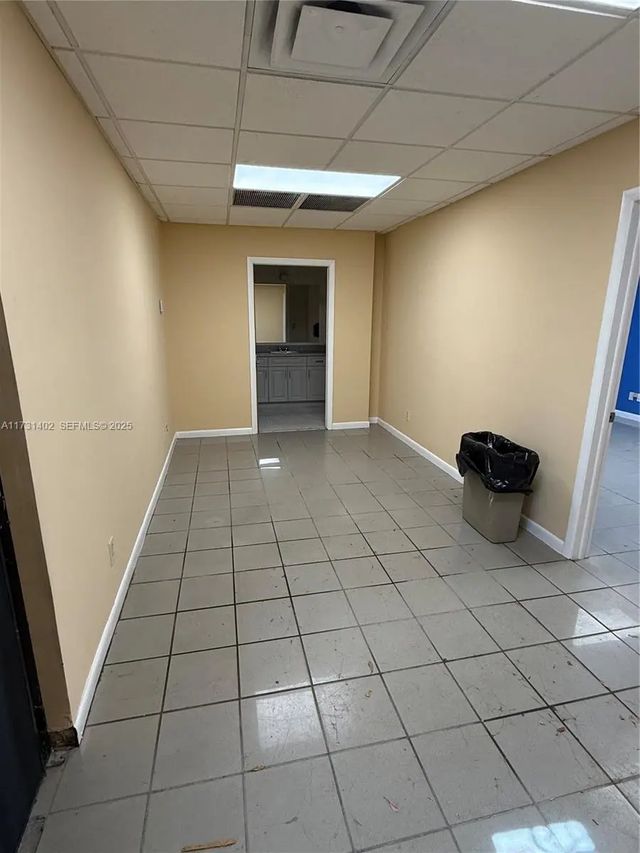 5 of 17 - 5801 Plunkett Street #2, Hollywood, FL