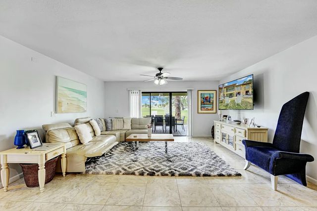 5 of 35 - 5337 Fountains Drive S, Lake Worth, FL