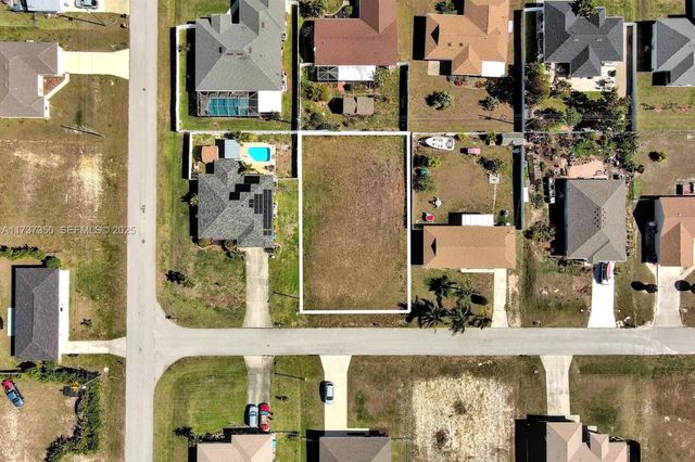 2 of 19 - 2013 Ne 18th Avenue, Cape Coral, FL