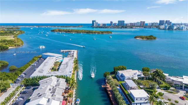 2700 Ne 135th Street #32, North Miami