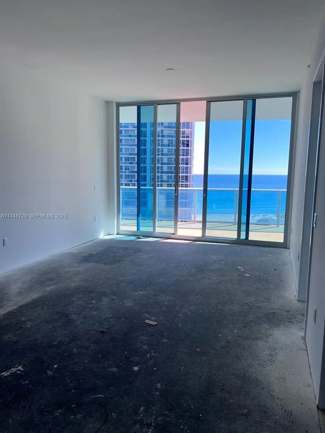 3 of 17 - 17550 Collins Avenue #1004, Sunny Isles Beach, FL