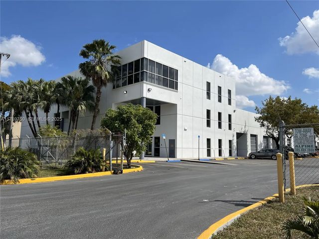 7860 Nw 71st Street, Medley