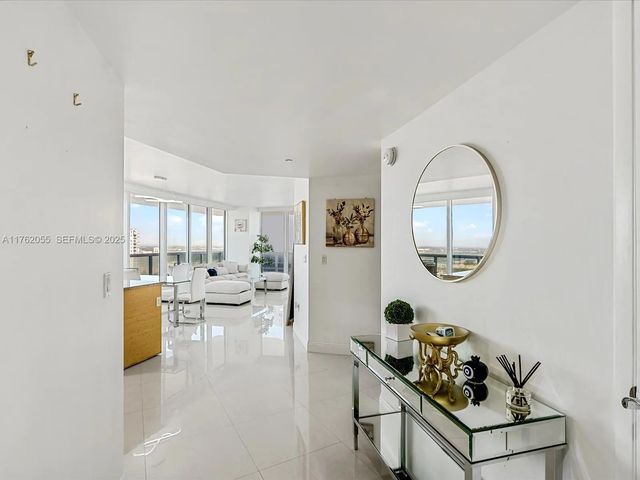 4 of 43 - 1830 S Ocean Drive #4508, Hallandale Beach, FL