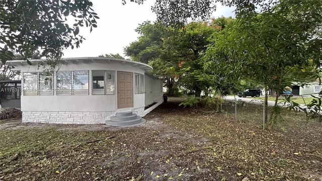 2 of 30 - 205 Seaman Avenue, Opa-Locka, FL
