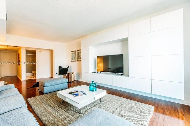 4 of 23 - 19370 Collins Avenue #326, Sunny Isles Beach, FL