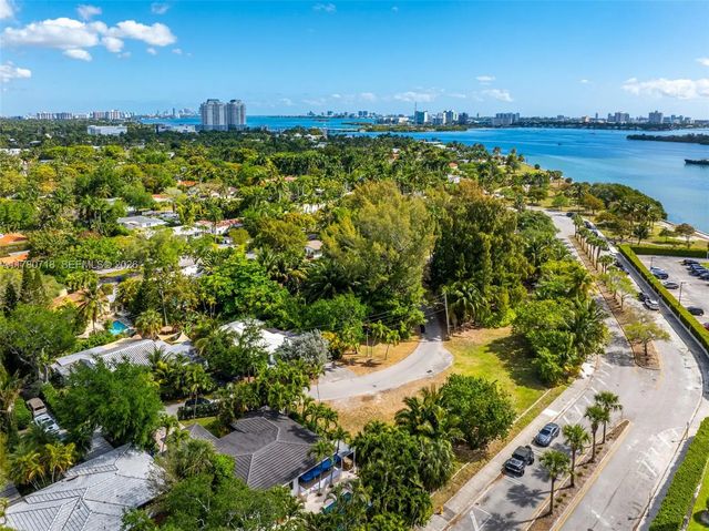 890 Ne 70th Street, Miami