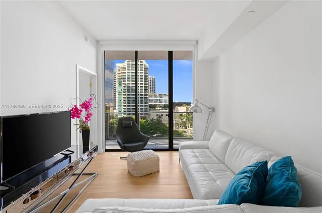 5 of 41 - 2678 Tigertail Avenue #615, Miami, FL