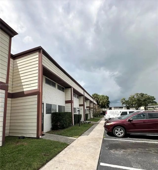 3 of 22 - 4002 Dolomite #a, Orlando, FL