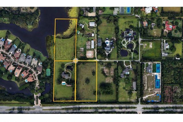 8700 Surrey Lane, Boca Raton